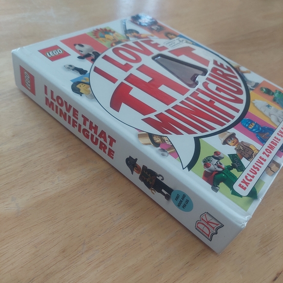 Lego I Love That Minifigure Book Hardcover - Picture 2 of 8